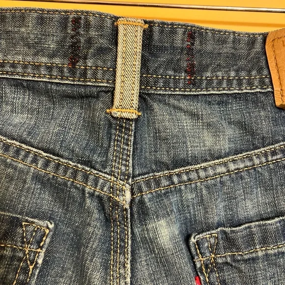 Preloved Levi’s 514 Slim Straight Shorts B30 - Picture 8 of 16